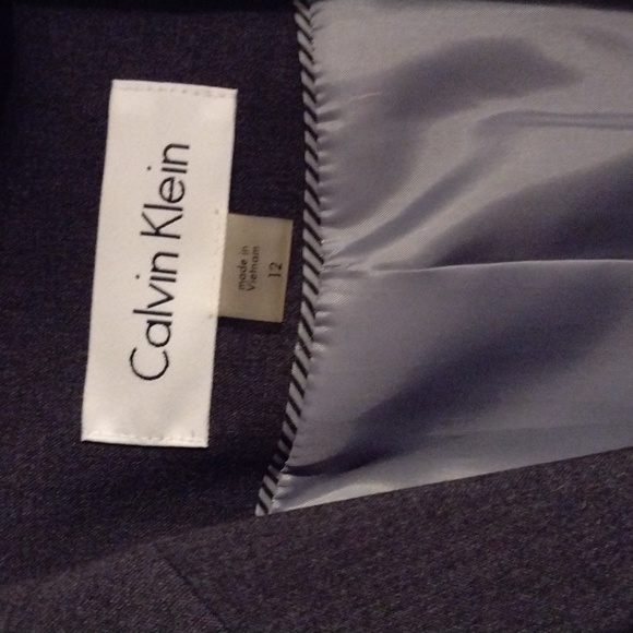 Calvin Klein Ladies Blazer Jacket Size 12 Gray in color. - Picture 2 of 6